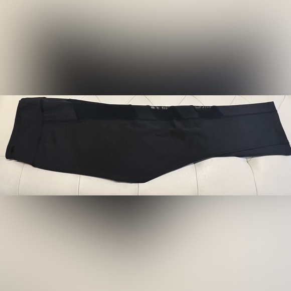 New York & Company Leggings w/ Side Mesh Detail - Large - Picture 4 of 4